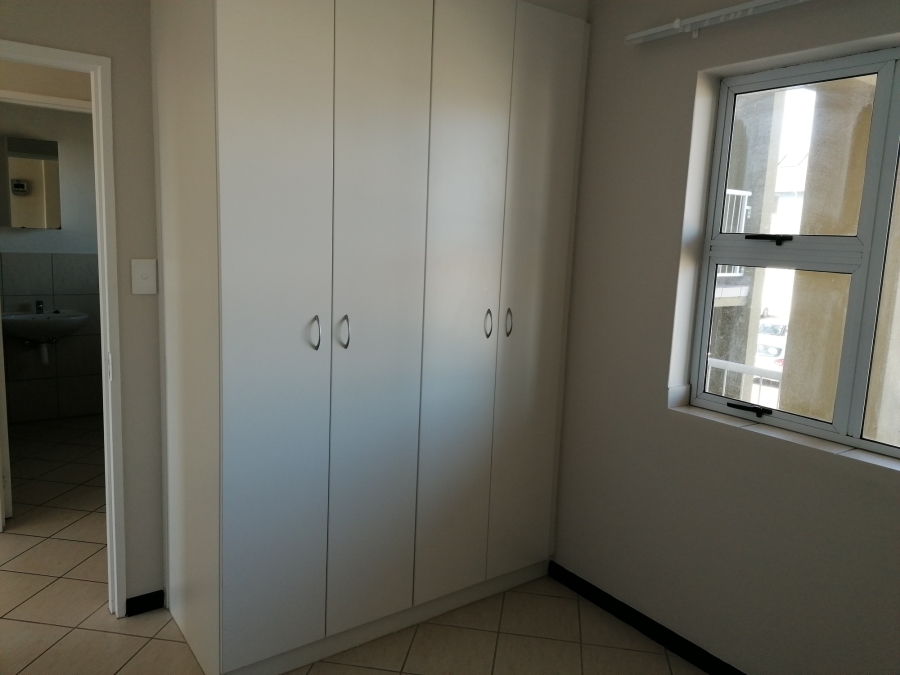 To Let 2 Bedroom Property for Rent in Buh Rein Estate Western Cape